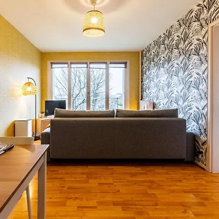 Parking Proche Centre Wilson 아파트 *