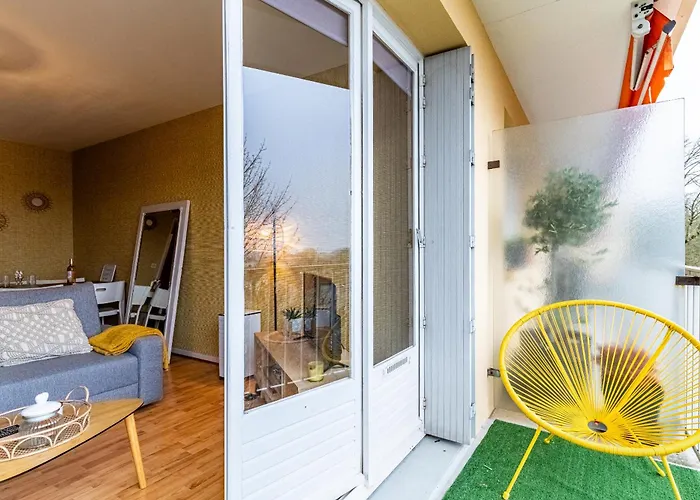 Parking Proche Centre Wilson アパート ディジョン